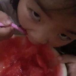 吃瓜视频儿童女孩房间,揭秘吃瓜视频中的儿童女孩梦幻房间