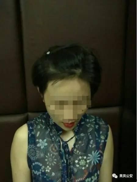 来凤吃瓜事件视频,一场网络热议背后的真相揭秘